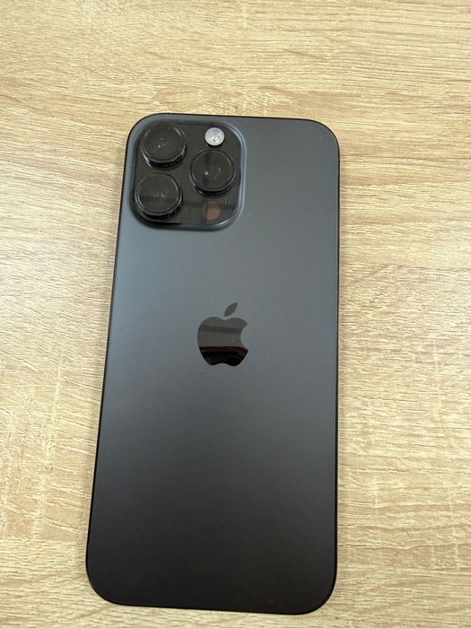 Продам Iphone 16 pro max 256гб