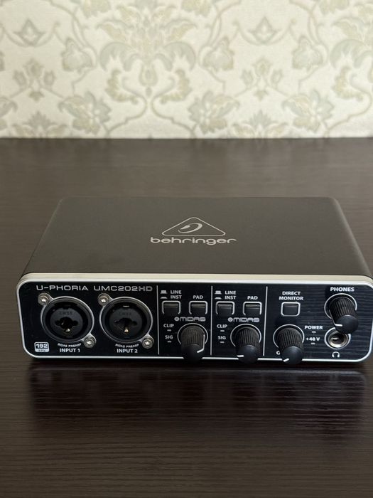 Behringer umc202hd