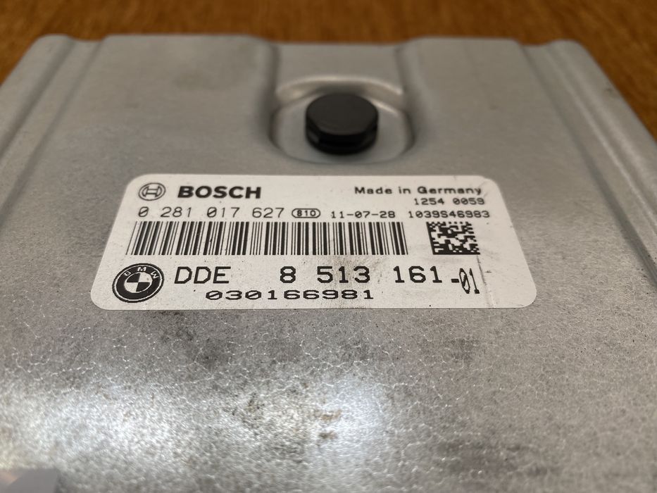 Ecu / Calculator motor BMW Seria 5 F10 F11 525D 3.0 204 : 8513161