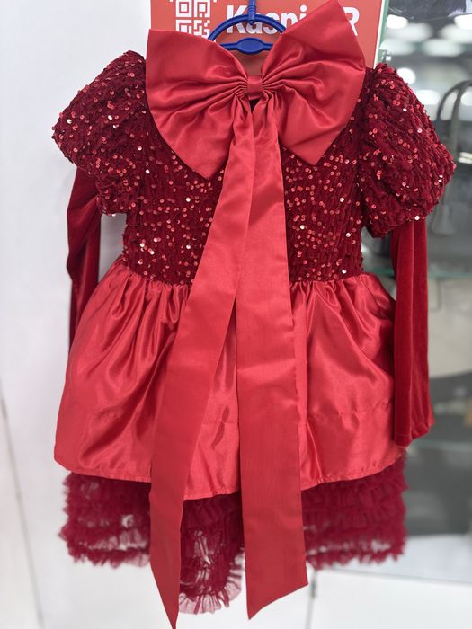 Продам нарядное платье