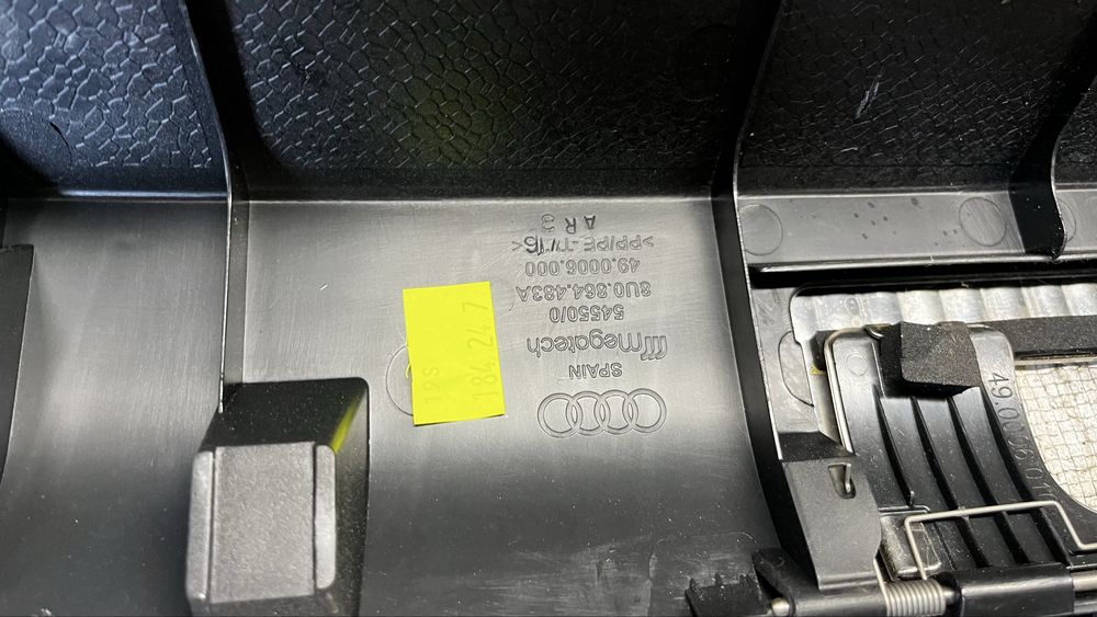 Audi Q3 8U лайстна на багажник