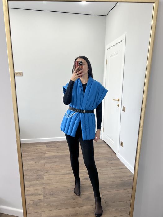 Безрукавки новые