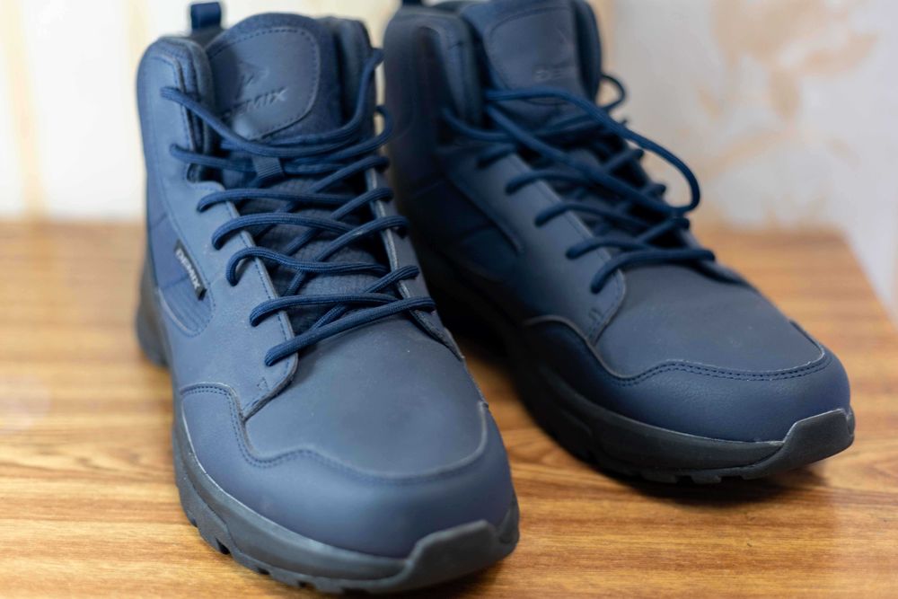 Ботинки зимние. Новые. Р-р 46