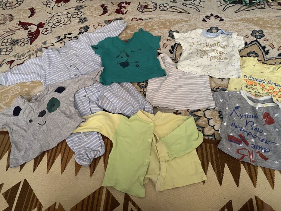 Продам детские вещи