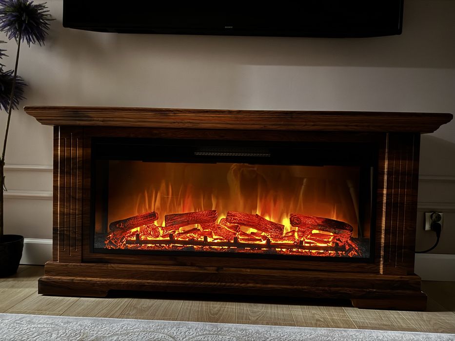 Продается электрический камин в отличном состояний