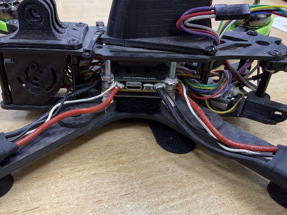 Продам FPV квадрокоптер 5" почти собранный Дрон
