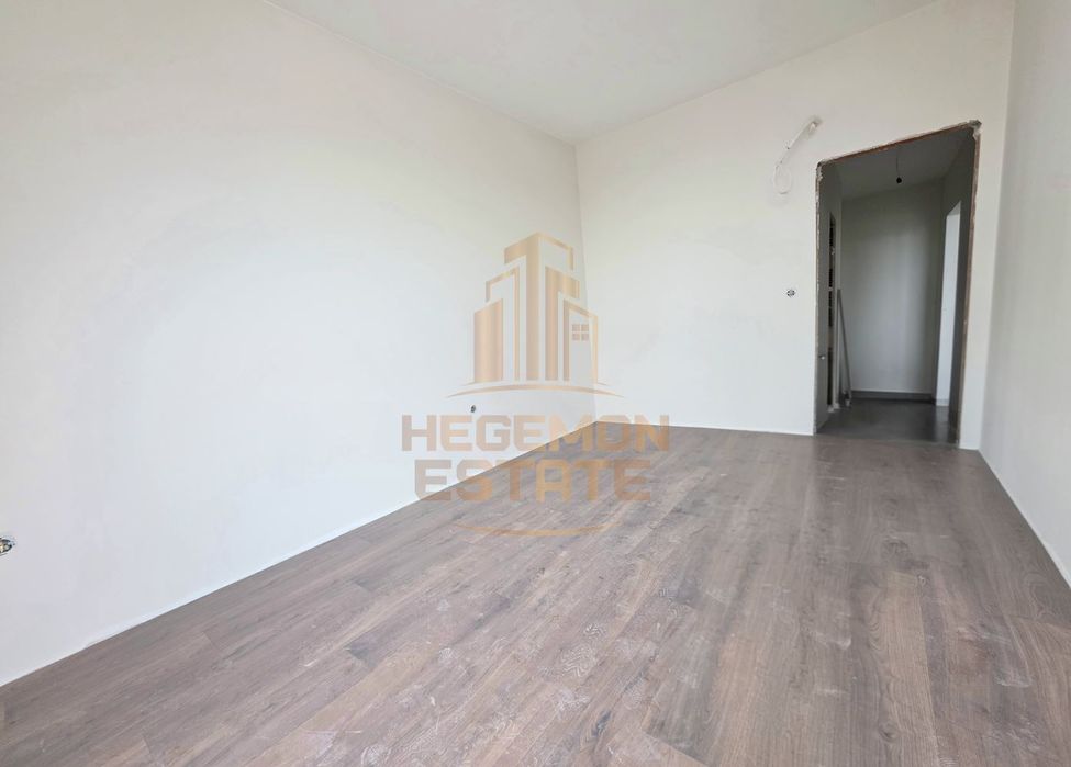 Продава се Двустаен апартамент в Варна, Левски - 86 кв.м за 1977 €/кв.м - Снимка #7