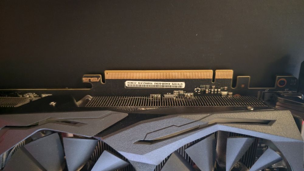 Asus GTX 1070 Strix 8gb