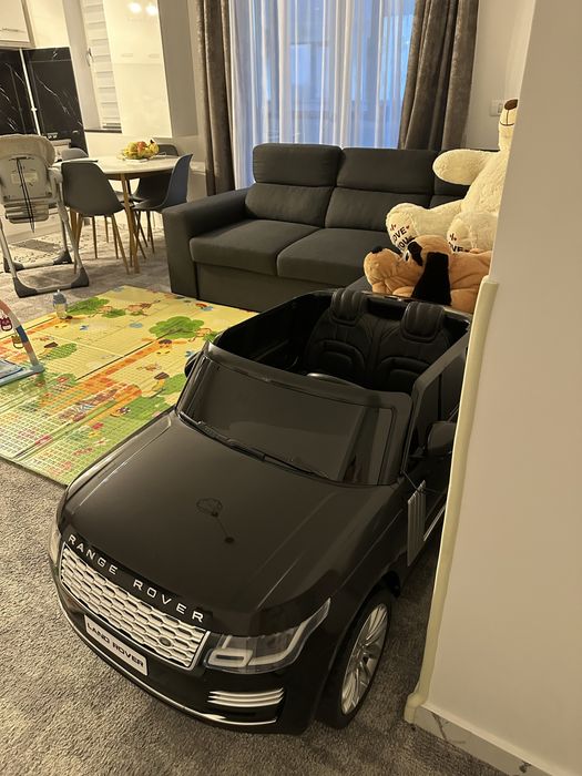 Vand masinuta electrica Range Rover cu 2 locuri