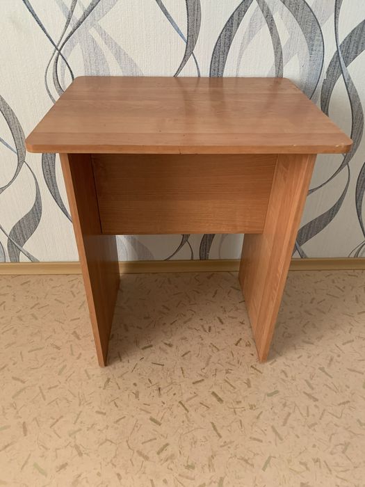 Cтол размер 80х65