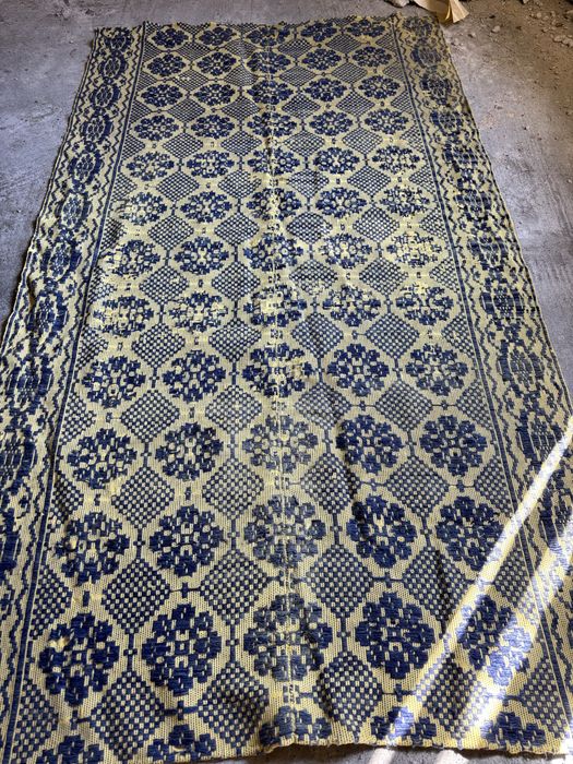 Macate din lana vechi