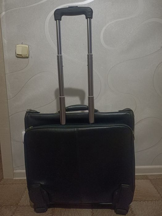 Продам кожаный портпред