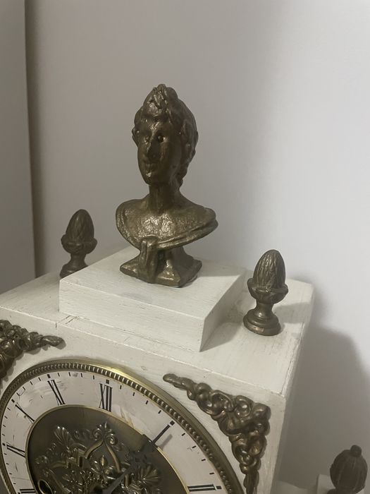 Ceas din lemn mecanic