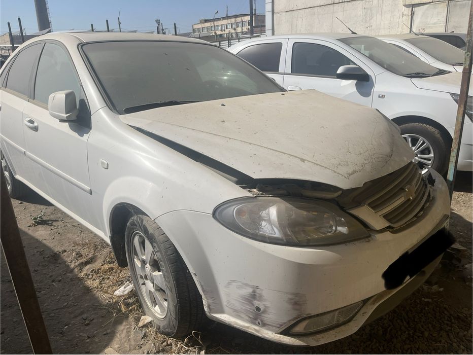 Lacetti jentra sotiladi