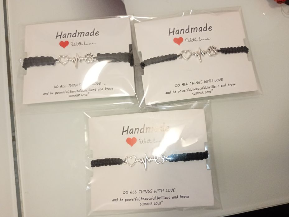 Mărțișoare  brățări împletite