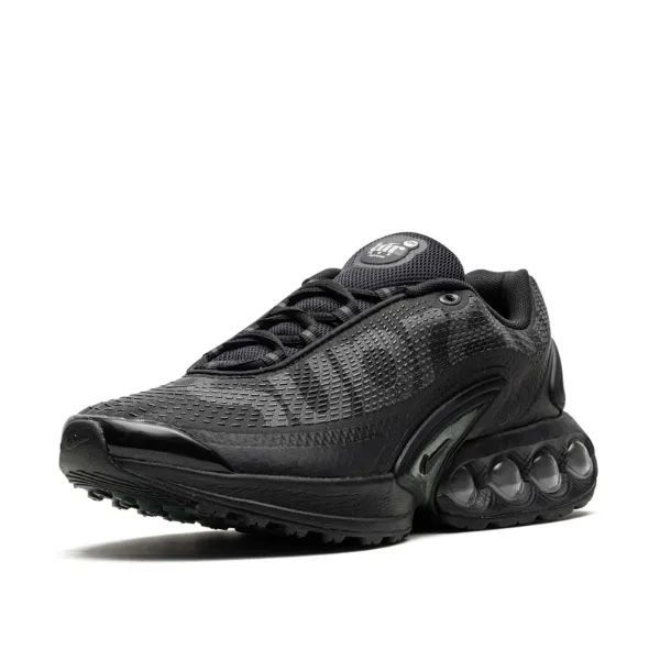 Nike Air Max DN x Supreme *В разпродажба*
