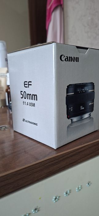 Canon 50mm объектив