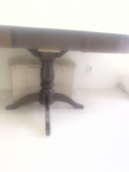 Продам деревянный стол