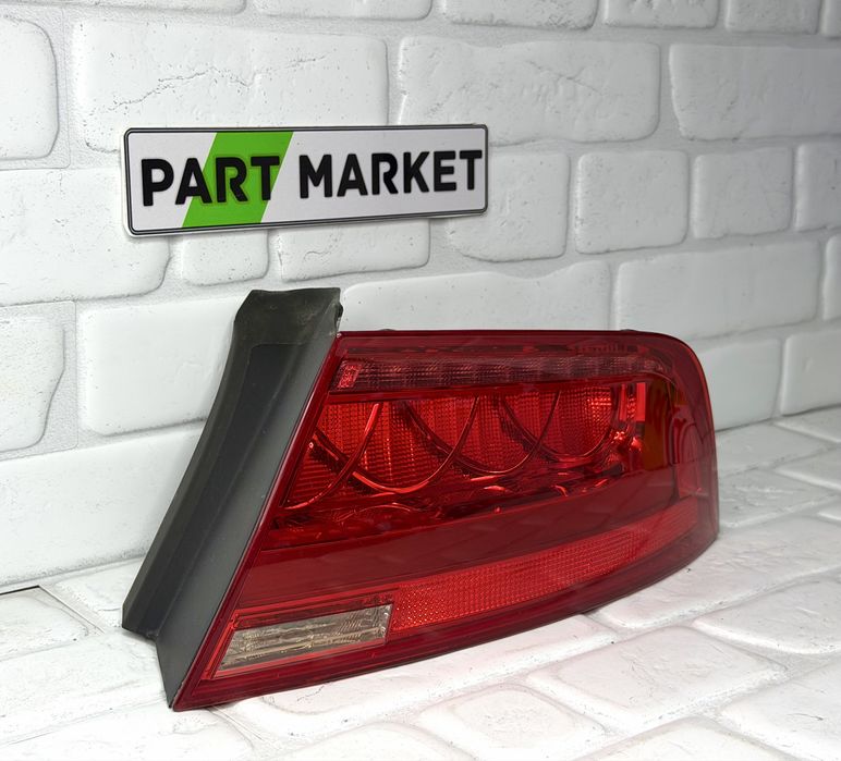 Десен външен стоп AUDI A7 4G 4G8945096A