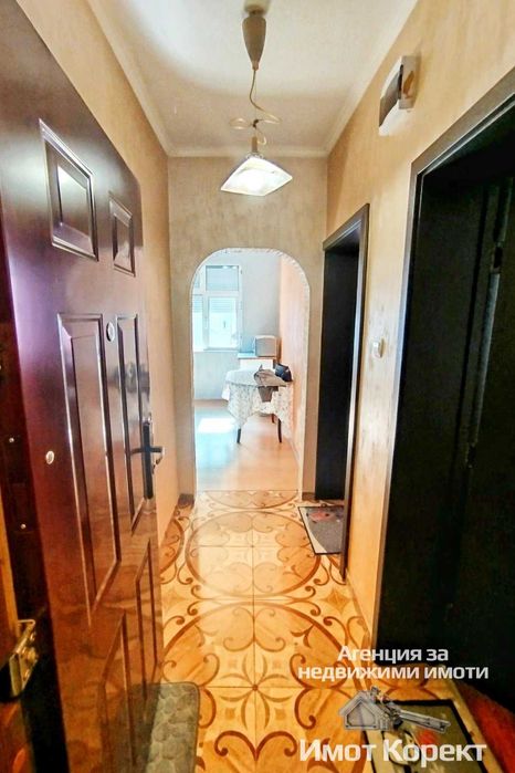 Дава се под наем Тристаен апартамент в Асеновград - 70 кв.м за 253.98 € - Снимка #2