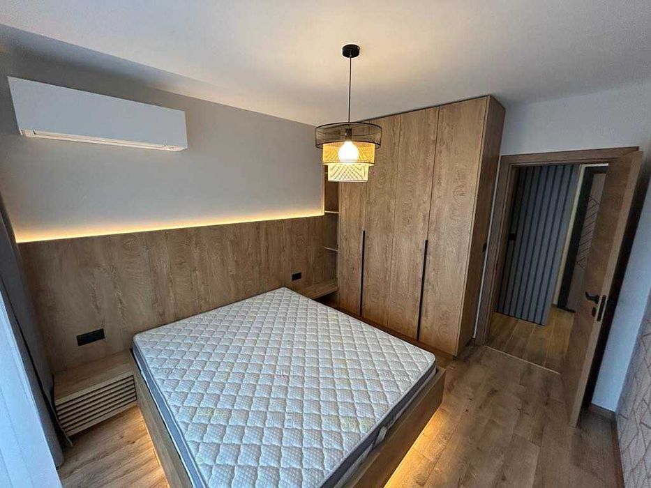 Дава се под наем Двустаен апартамент в Пловдив, Център - 75 кв.м за 510 € - Снимка #2