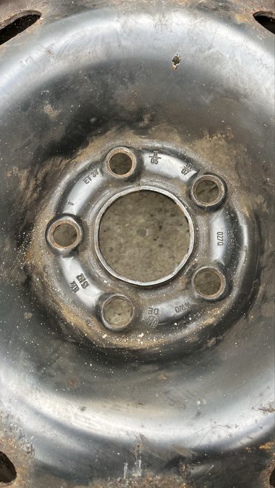 Anvelope DUNLOP 195/65/15, jante VW R15, ET38