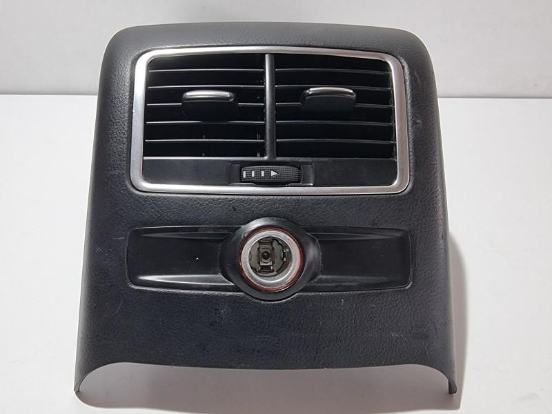 Grila ventilatie spate cu priza bricheta Audi A6 facelift 4f, C6 4F081