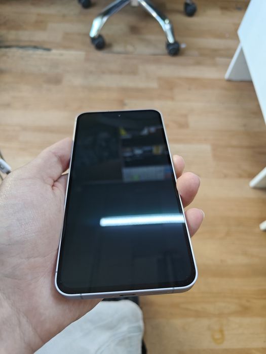 Samsung s24fe 128гб продам