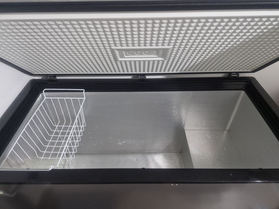 Морозильники 400л