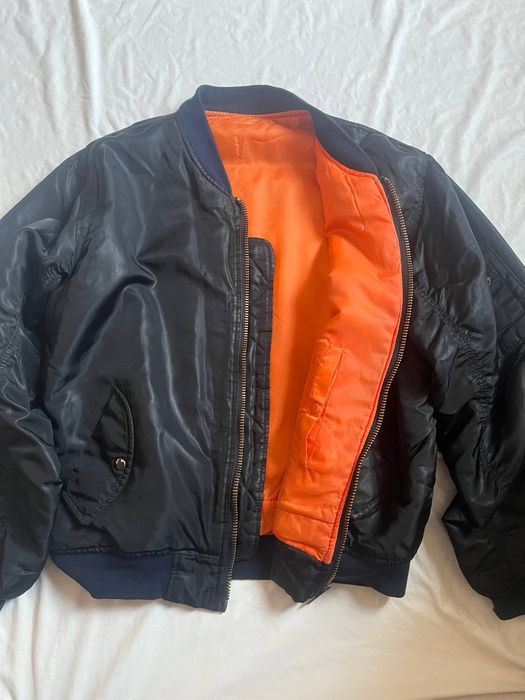 Бомбер двусторонний Alpha