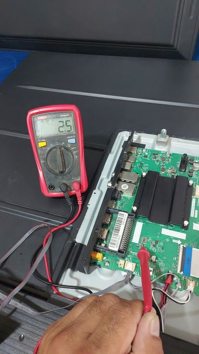 Remont Televizor avto monitorov tesla teyes