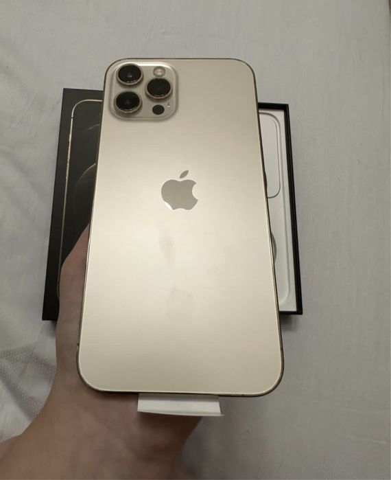 Продам IPhone 12 Pro Max