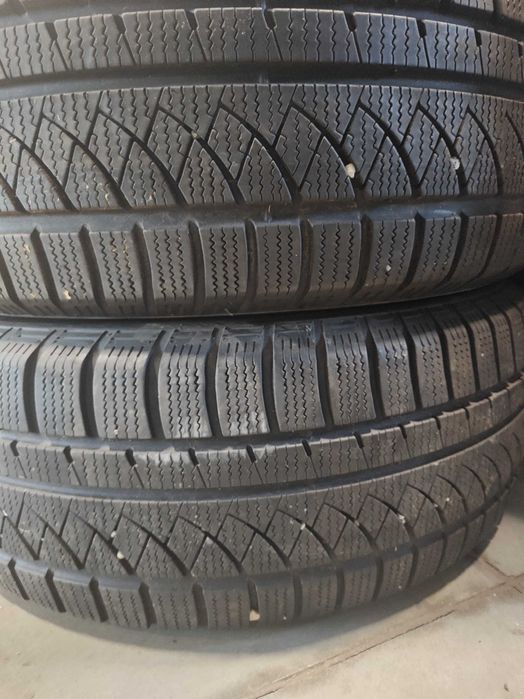 2бр.зимни гуми 235/55/18 GT Radial