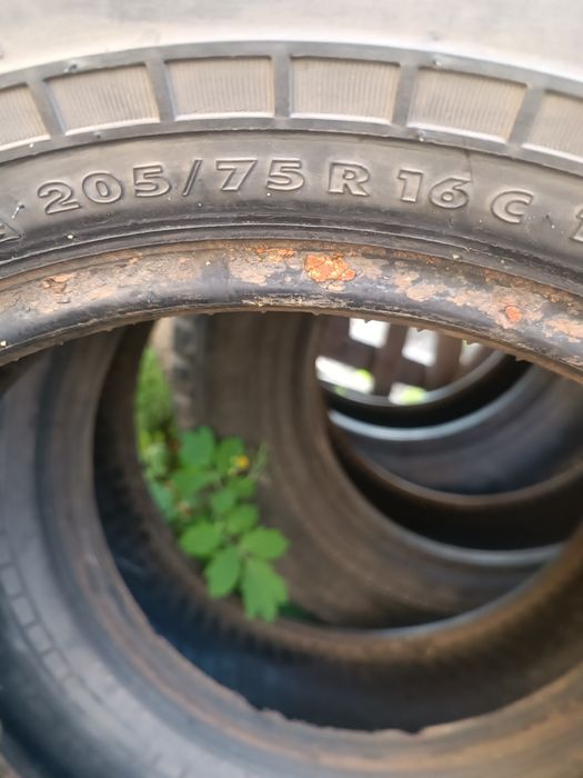 Шины 205/75. 16С на груз авто.
