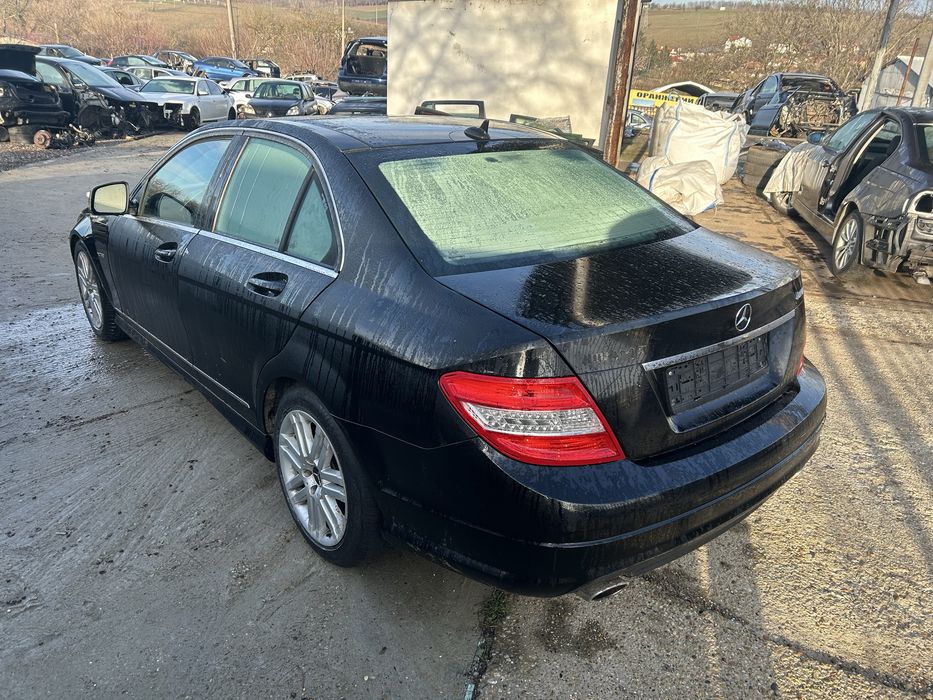 Mercedes W204 C300 V6 3.0i 231кс. 4matic 2009г. - НА ЧАСТИ