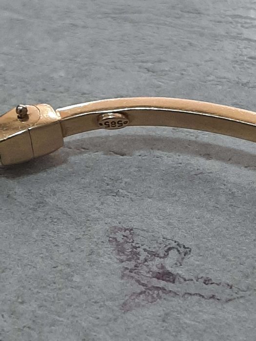 Дамска Златна Гривна тип Пирон 585-14к