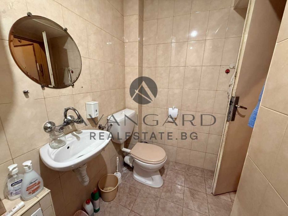 Продава се Двустаен апартамент в Пловдив, Център - 75 кв.м за 1190 €/кв.м - Снимка #6