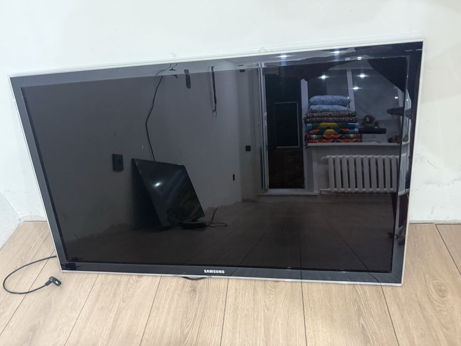 Продам телевизор