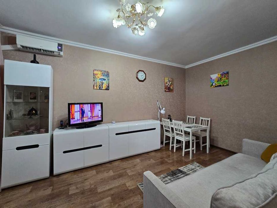 Продам 1ком. квартиру Навои 316
