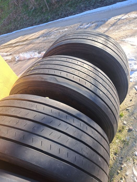 Vand 3 anvelope continental 385 55 22.5