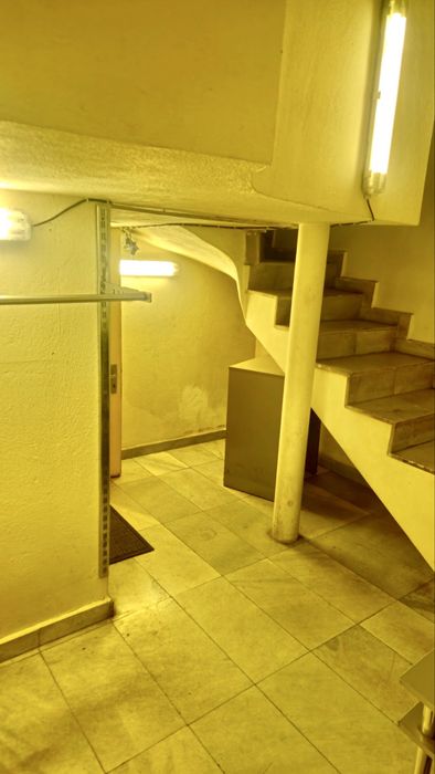 Дава се под наем Магазин в Варна, Владислав Варненчик - 35 кв.м за 1 € - Снимка #4