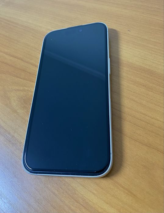 Продам Iphone 16 256 GB