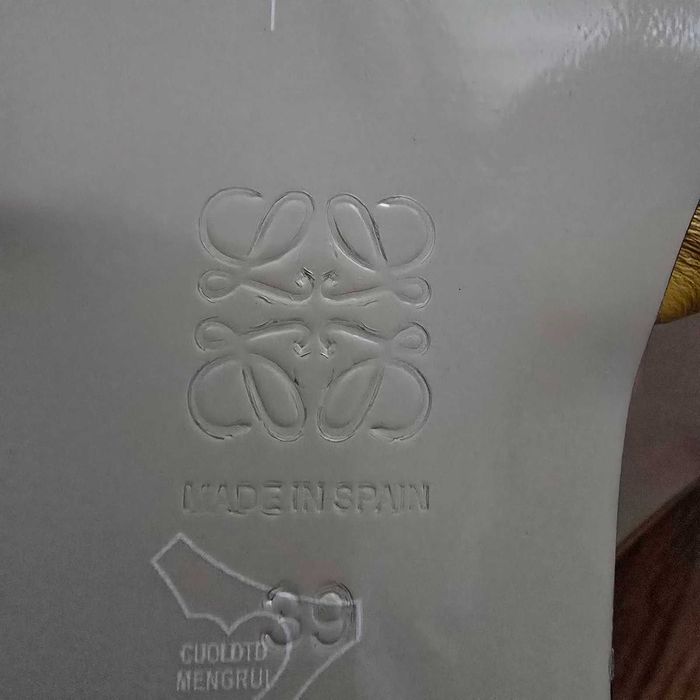 Loewe чехли естествена кожа