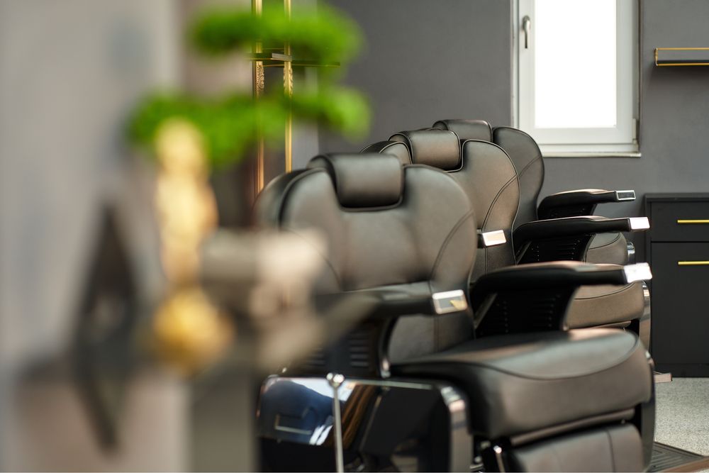 Inchiriez post frizerie/procent!