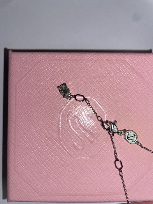 Колие Swarovski Swan с пълен комплект –