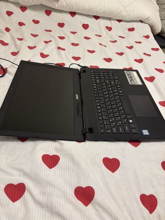 Продаю ноутбук Aser Aspire 3