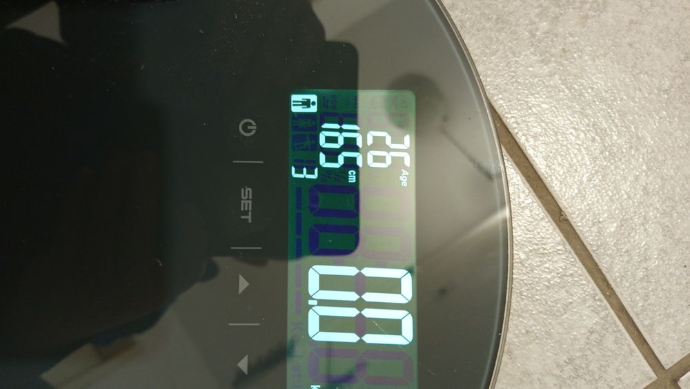 Кантар за тегло с много екстри