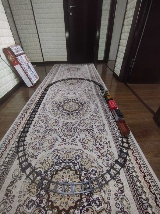 Поезд игрушка с рельсами и дымом