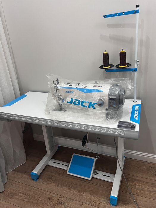 Швейная машинка JACK H2 CZ 12
