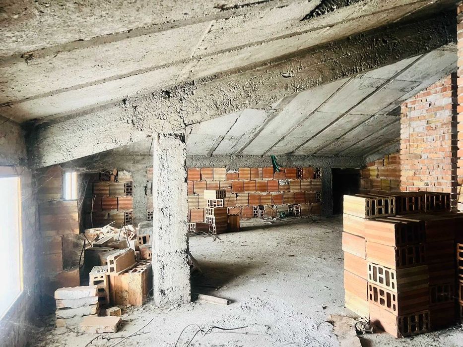 Продава се Тристаен апартамент в Габрово, Център - 100 кв.м за 770 €/кв.м - Снимка #11